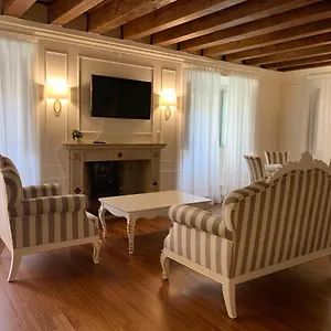 Appartement Cavour44 - Palazzo Canossa, Vérone