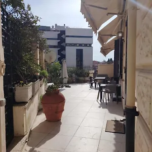 Domus Aurea And Appartement Rome