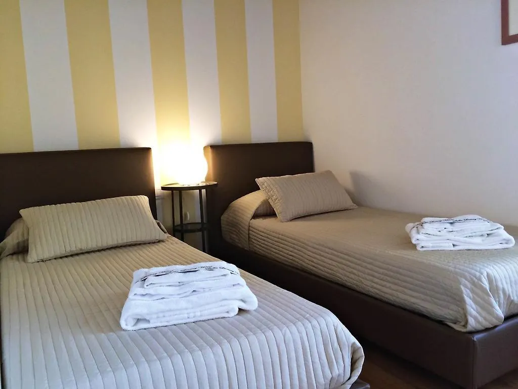 Stella Luxury Home Verona 0*,